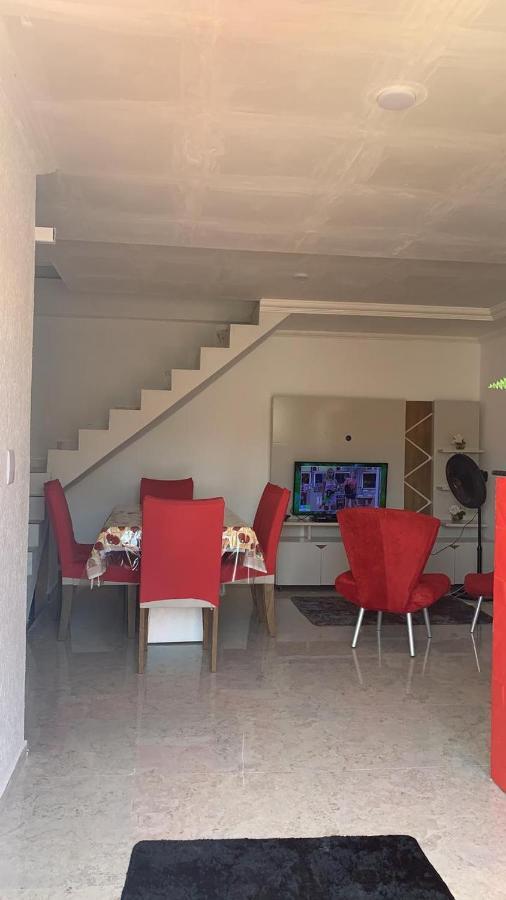 Apartamento Duplex Mobiliado Em Сан-Педру-да-Алдея Экстерьер фото